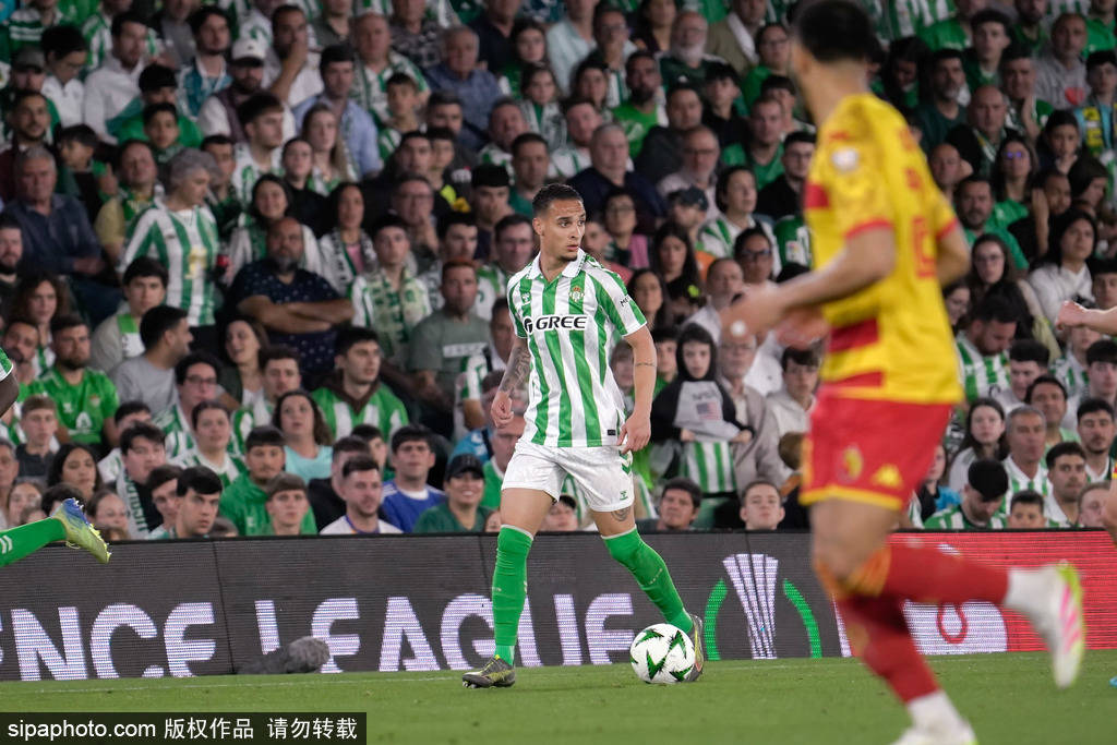 贝蒂斯CEO放话：曼联不续租安东尼，我们就另寻他人